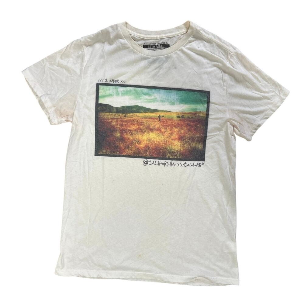 The Collaboration Series By OnThe BYAS Field Graphic White Small T-Shirt